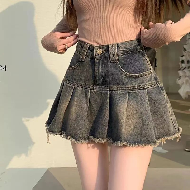 Retro Pleated Mini Skirt