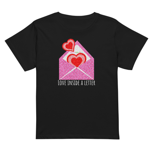 Women’s high-waisted Cotton t-shirt: Love inside a letter